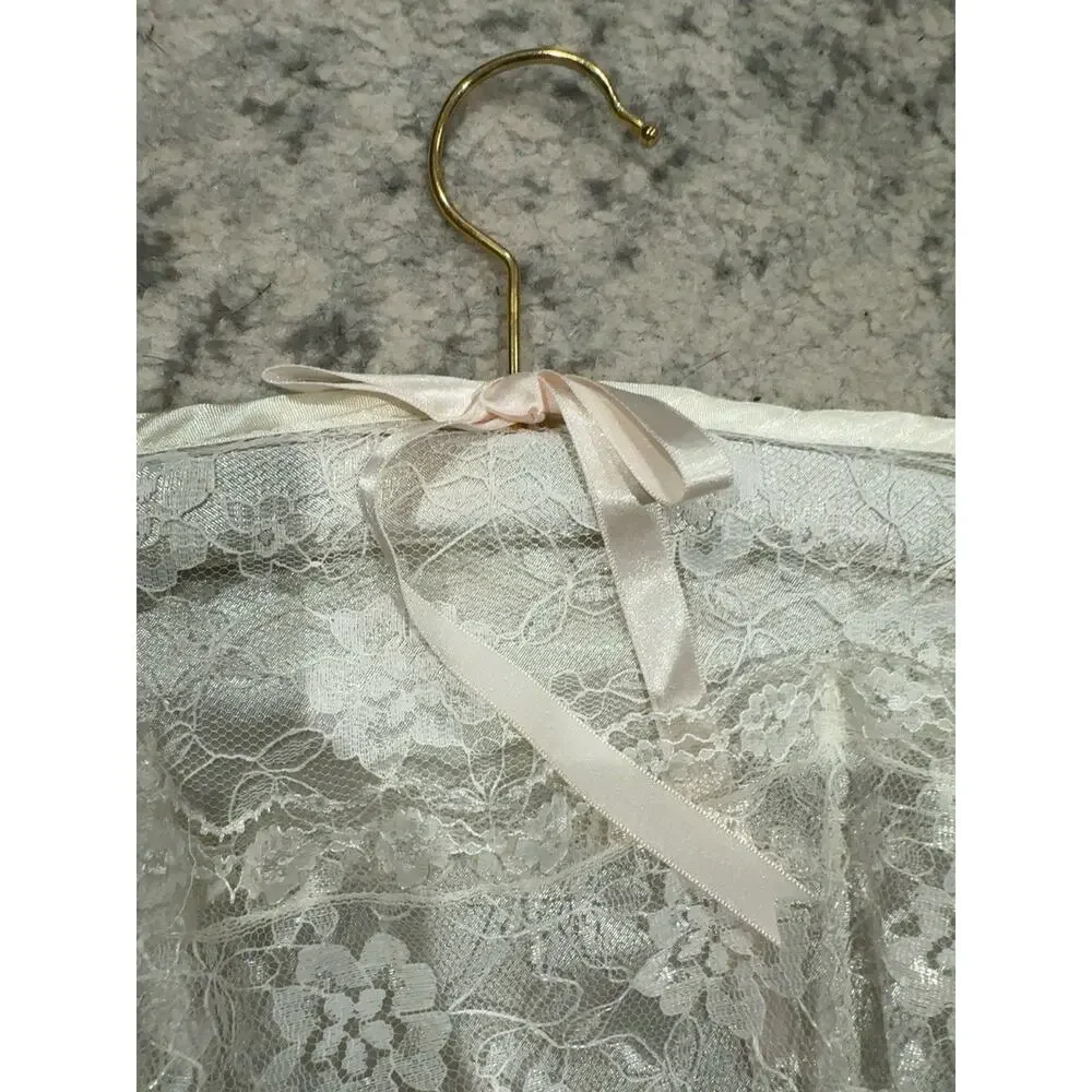 Unbranded beautiful vintage